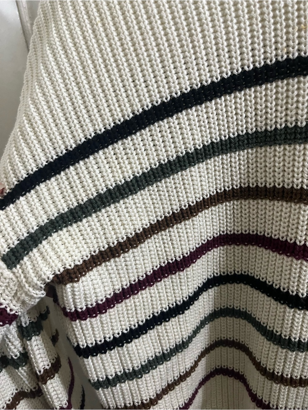 GAP Cream Crewneck Sweater with Navy and Burgundy Stripes - Picture 4 of 6